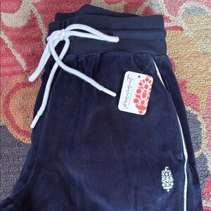 Woman’s Navy velour pants free people movement small nwt